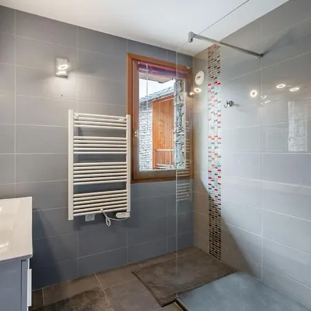 Modern With Beautiful Views